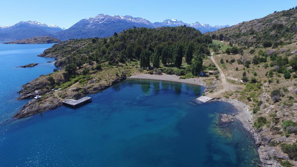 Patagonia Acres Lodge Mallin Grande Bagian luar foto